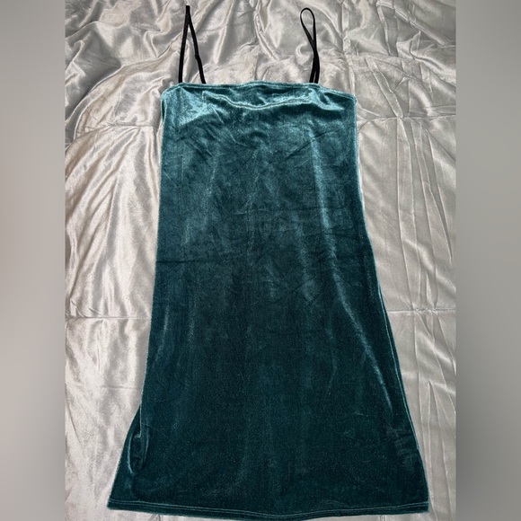 Forever 21 Teal Blue Velvet Mini Dress Medium - Picture 2 of 5